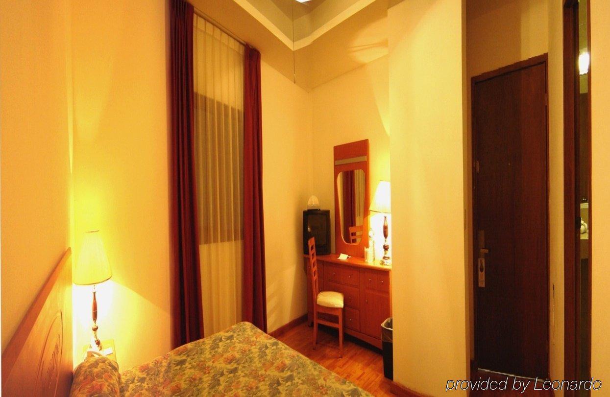 زاكاتيكاس Hotel Maria Benita الغرفة الصورة